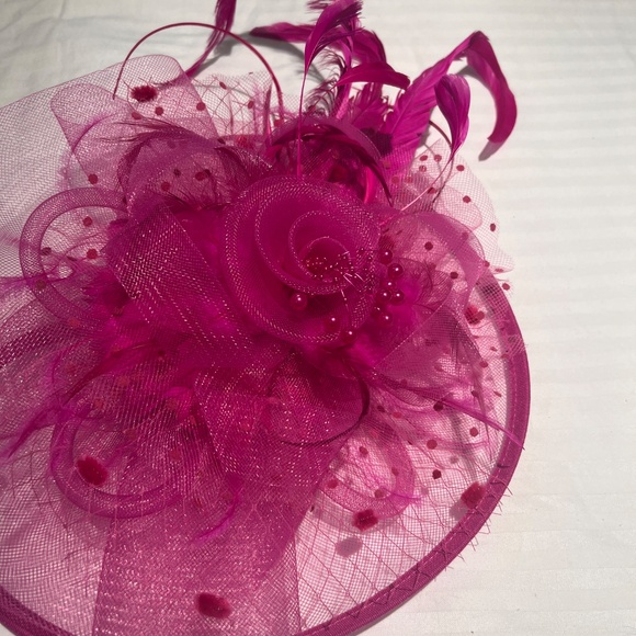 Hot Pink Fashionista main image 4